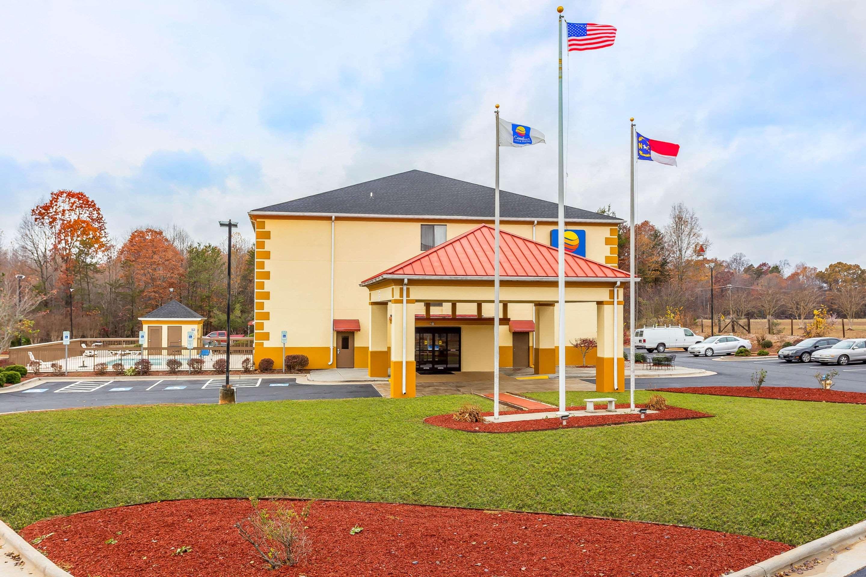 Comfort Inn & Suites Mocksville I-40 Exterior foto